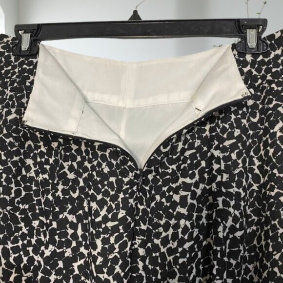 Nue Options Black & White Allover Print Sheer Lined Flowy Zip-Up Skirt Size 14P - Picture 8 of 12